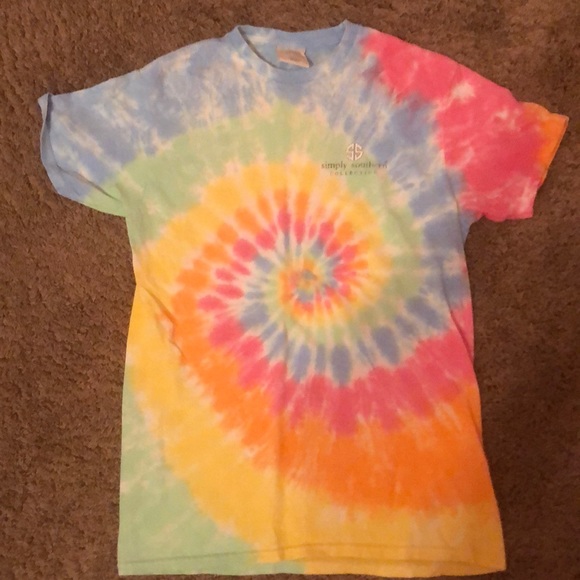 A cute simply southern shirt in the size small!:) - Picture 2 of 2